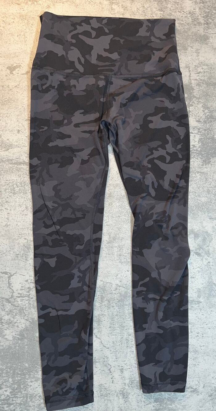 Lululemon Size 6 Align High-Rise Pant 28" Incognito Camo Multi Grey